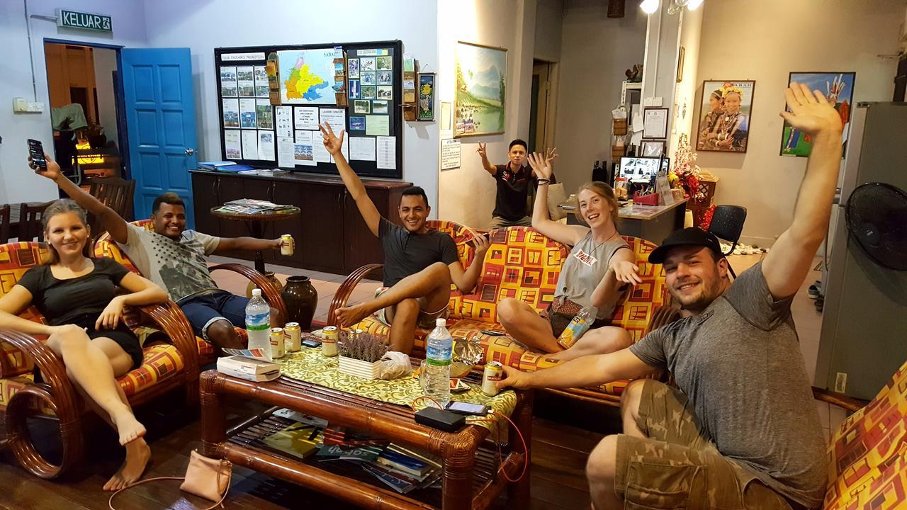קוטה קינבלו The Jesselton Cabin Sdn Bhd מראה חיצוני תמונה